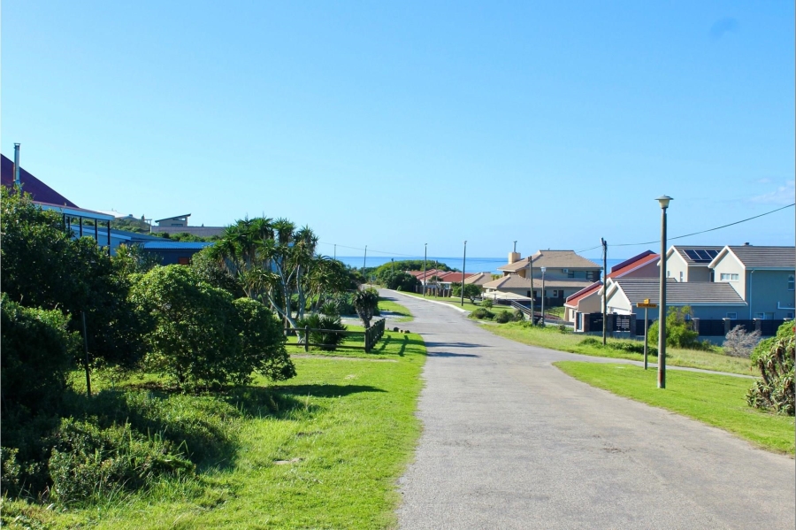 0 Bedroom Property for Sale in Paradise Beach Eastern Cape